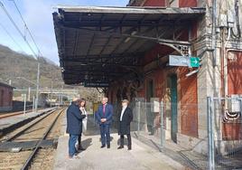 La conversión de la estación de tren de La Pola en albergue de peregrinos comenzará en primavera