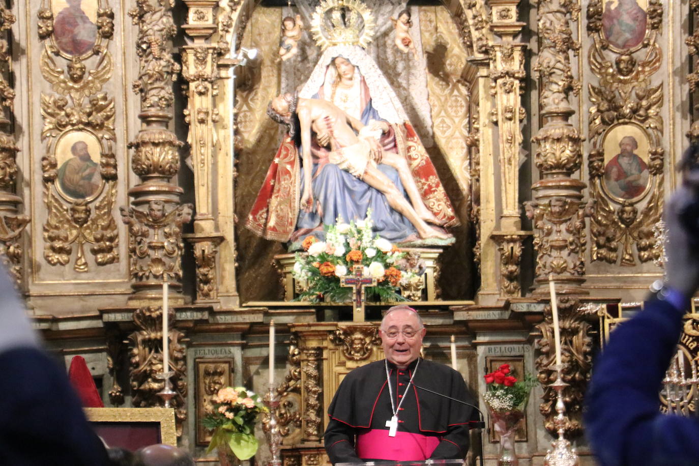 Medalla de Oro para la Parroquia de Nuestra Señora del Mercado