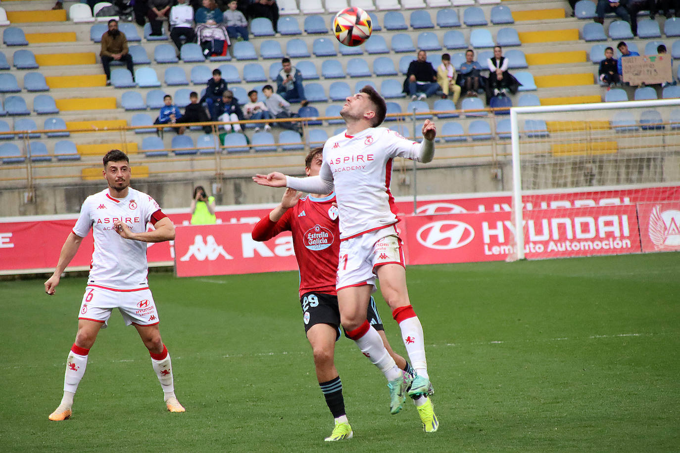 Las mejores imágenes del Cultural-Celta Fortuna