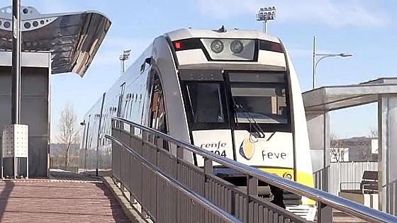ColproLeón y Aluches piden a Puente que detalle «cuándo y cómo» volverán los trenes a la estación de Matallana