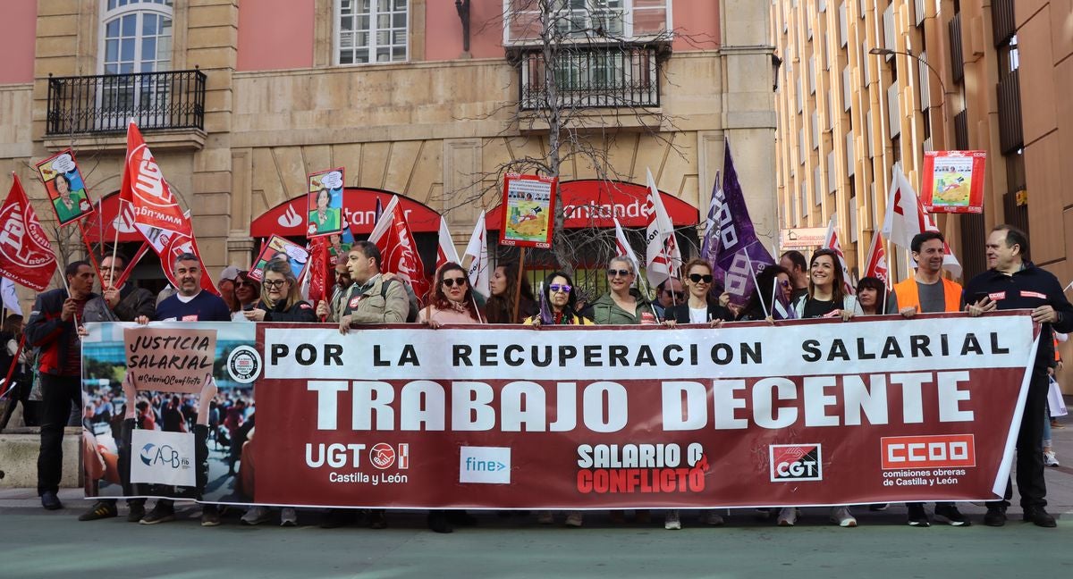 El sector de la banca de León reivindica subidas salariales