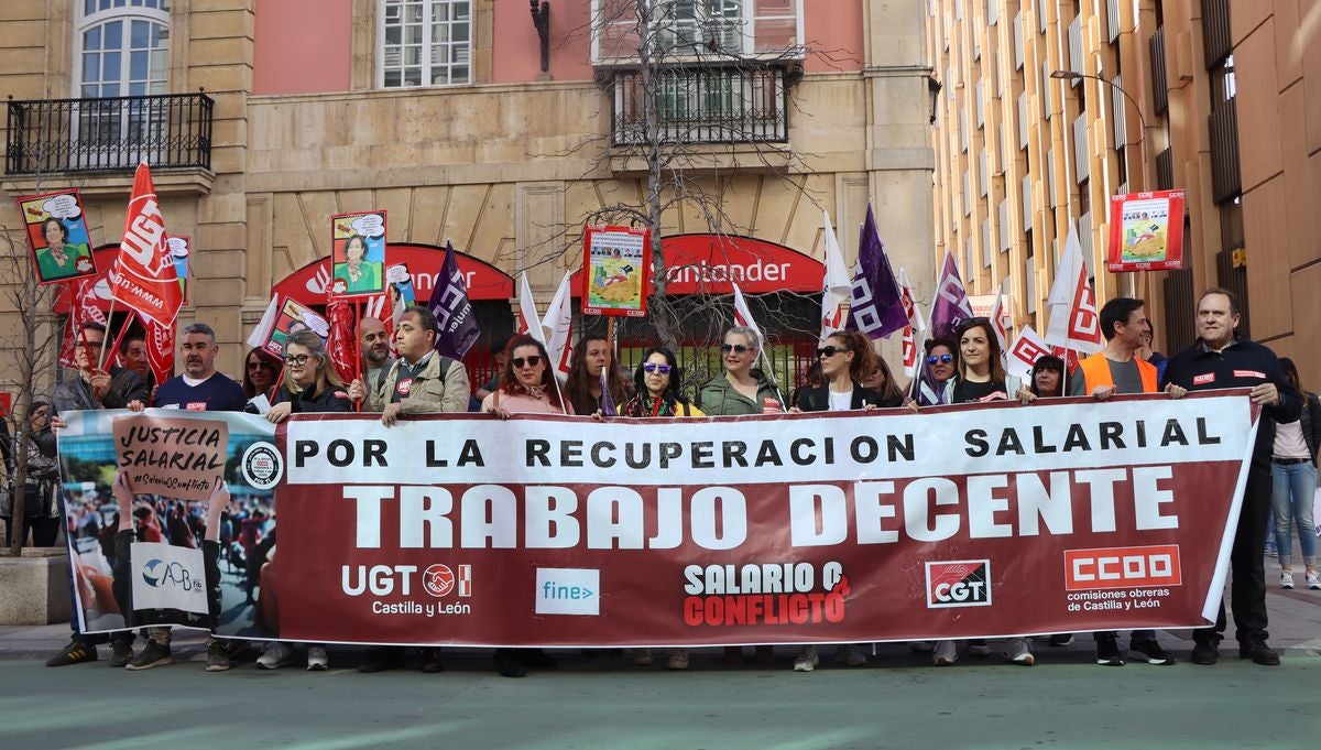 El sector de la banca de León reivindica subidas salariales