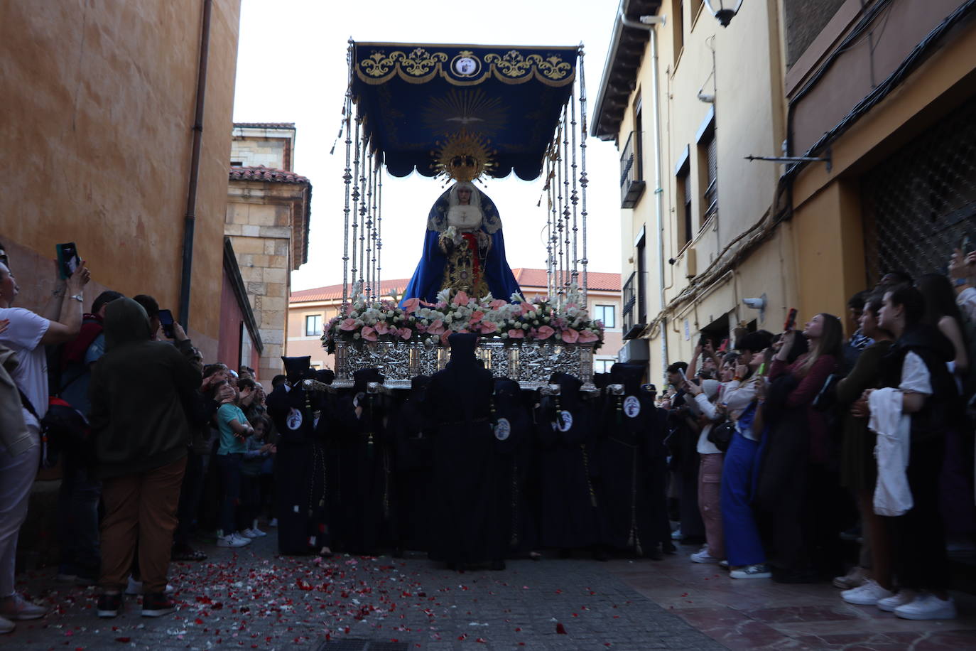 Procesión Camino de la Pasión y de la Esperanza en León