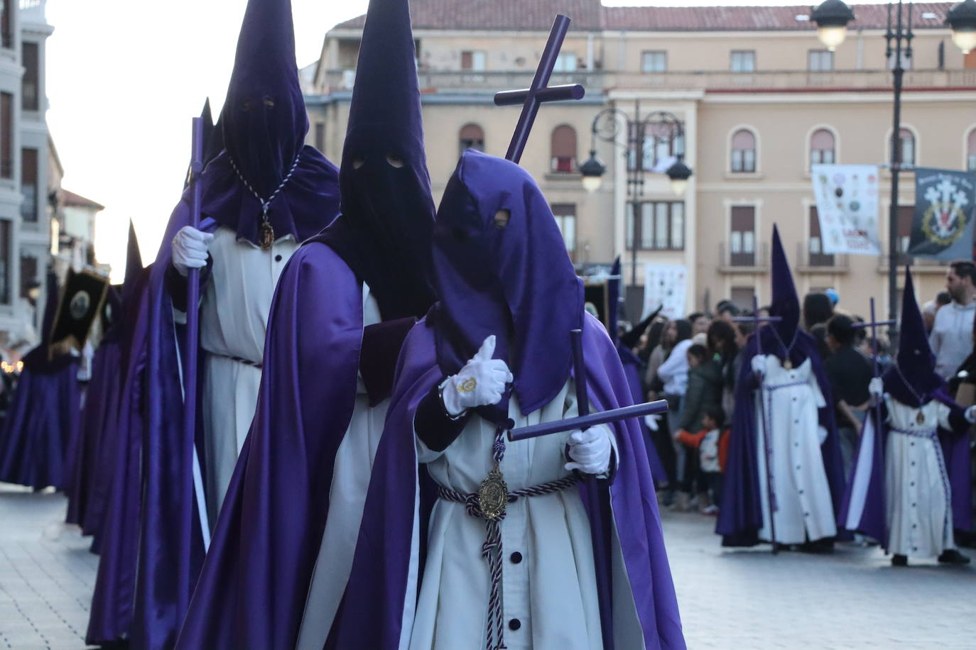 Procesión de Hermandad en León