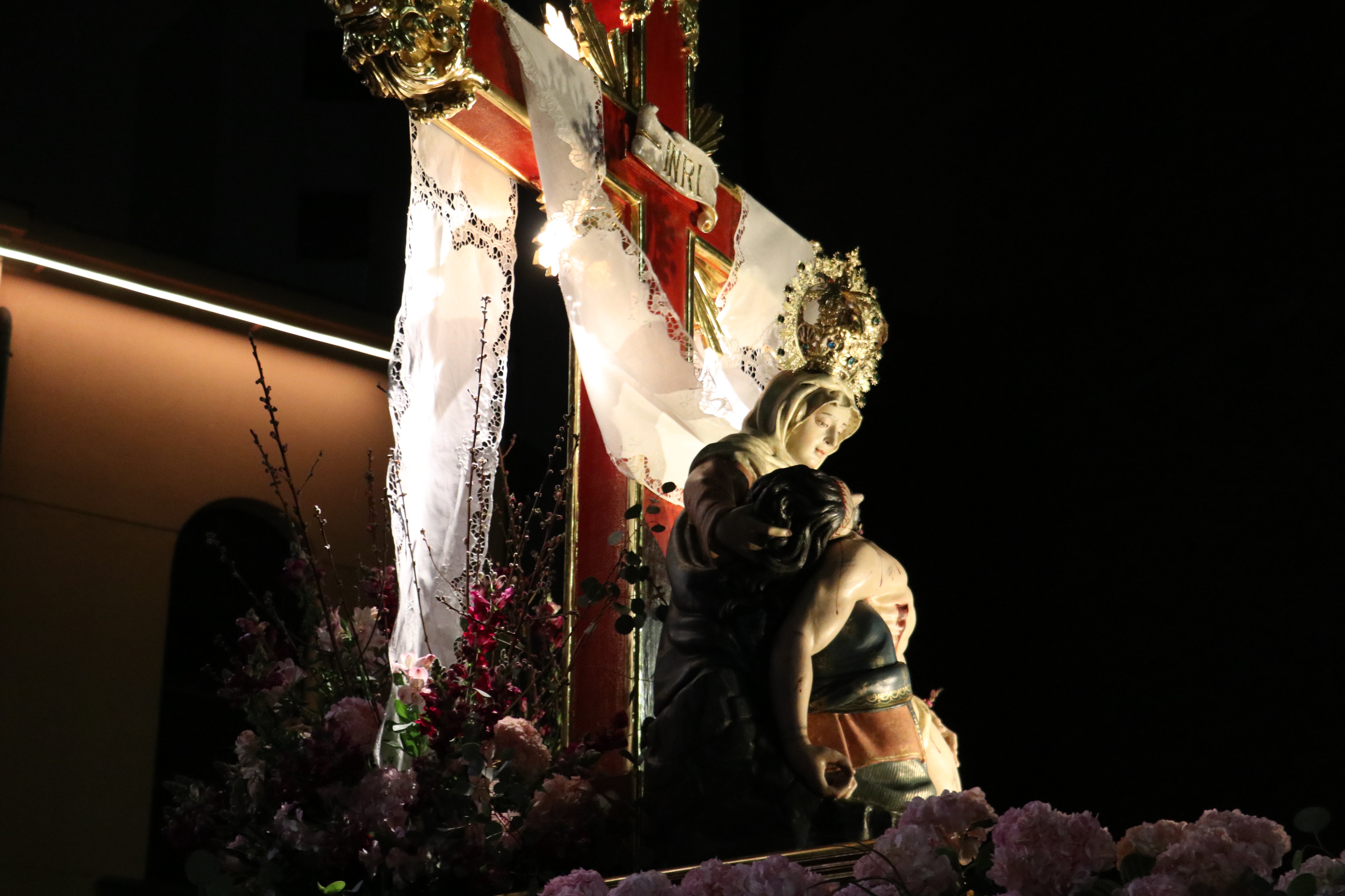 Las mejores imágenes de la Procesión Dolor de Nuestra Madre