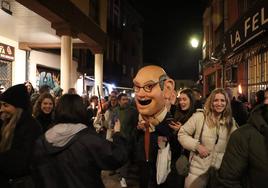 La procesión de Genarín por las calles del centro de León