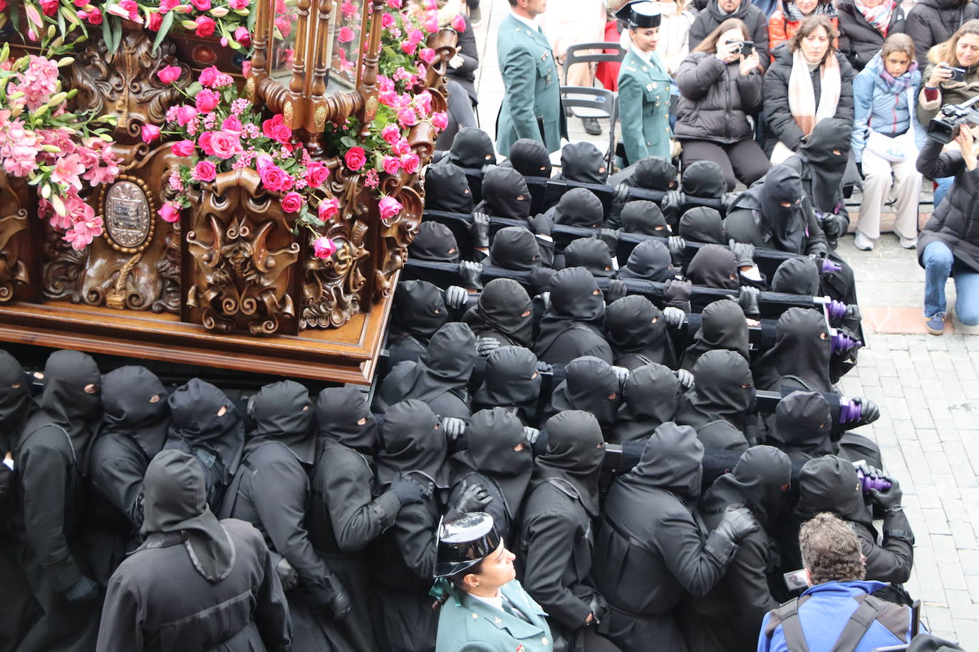 Las mejores imágenes del Encuentro en la Procesión de los Pasos