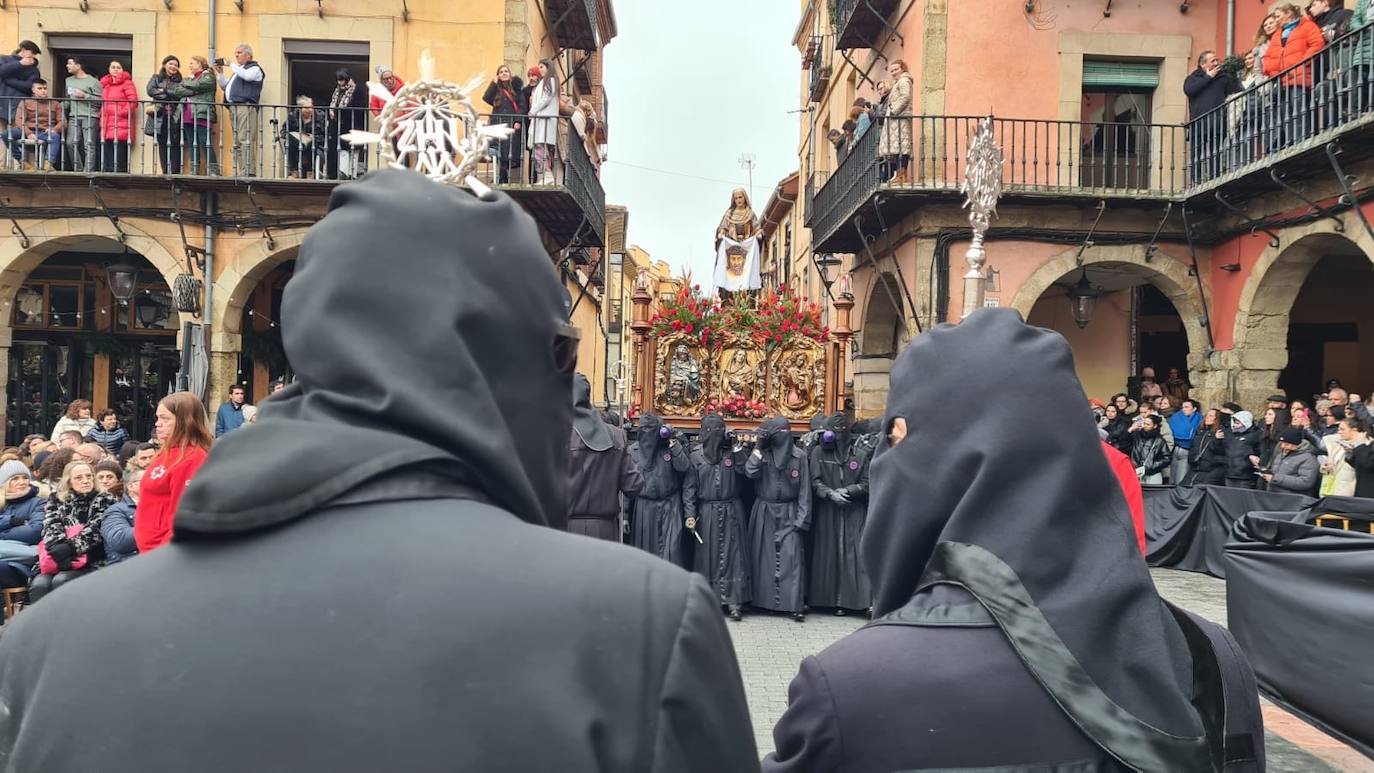 Las mejores imágenes del Encuentro en la Procesión de los Pasos