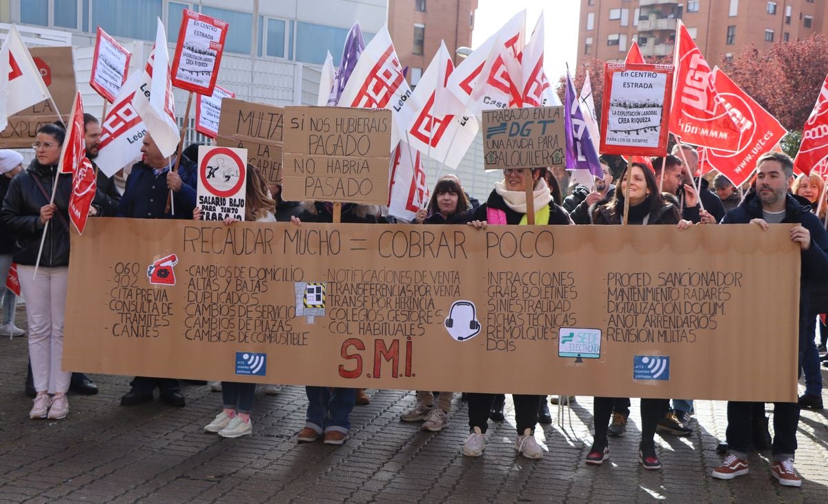 La plantilla del Centro Estrada realiza una marcha en León