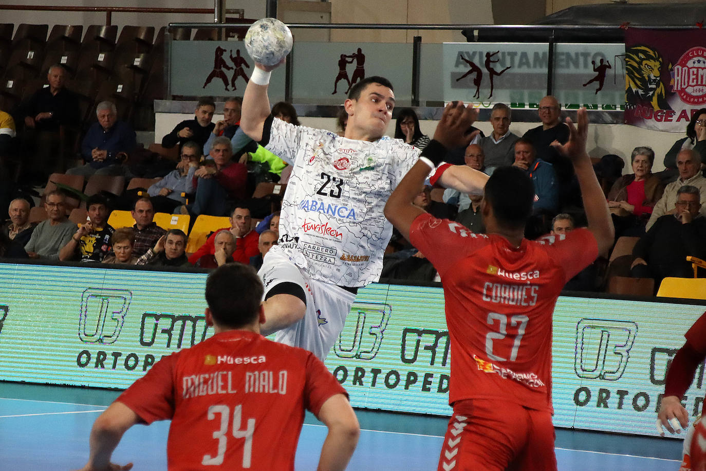 Las mejores imágenes del Abanca Ademar-Bada Huesca