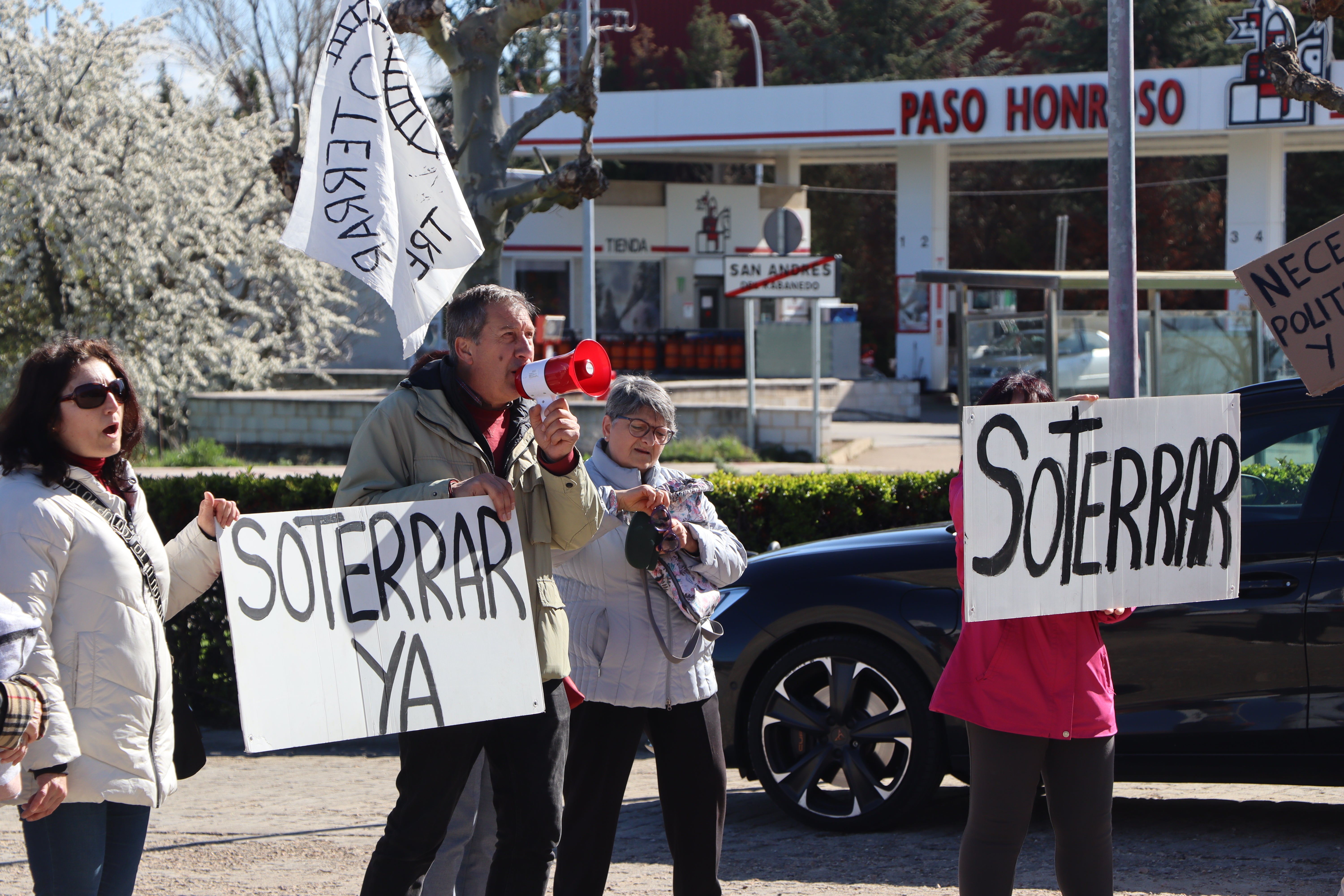 Las imágenes de la reunión por el soterramiento de San Andrés