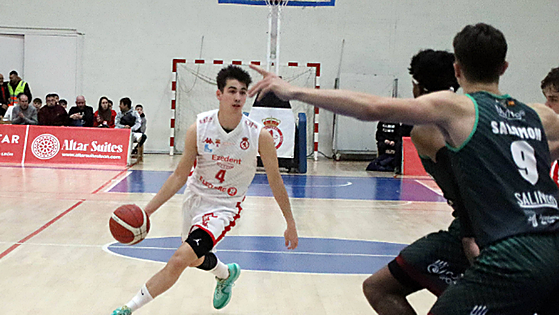 La Cultural de Baloncesto acaba la Liga contra su peor enemigo