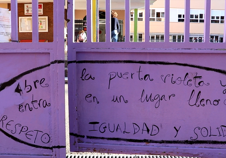 Polémica en el San Claudio tras sonar el 'Cara al sol' en un aula de sexto.