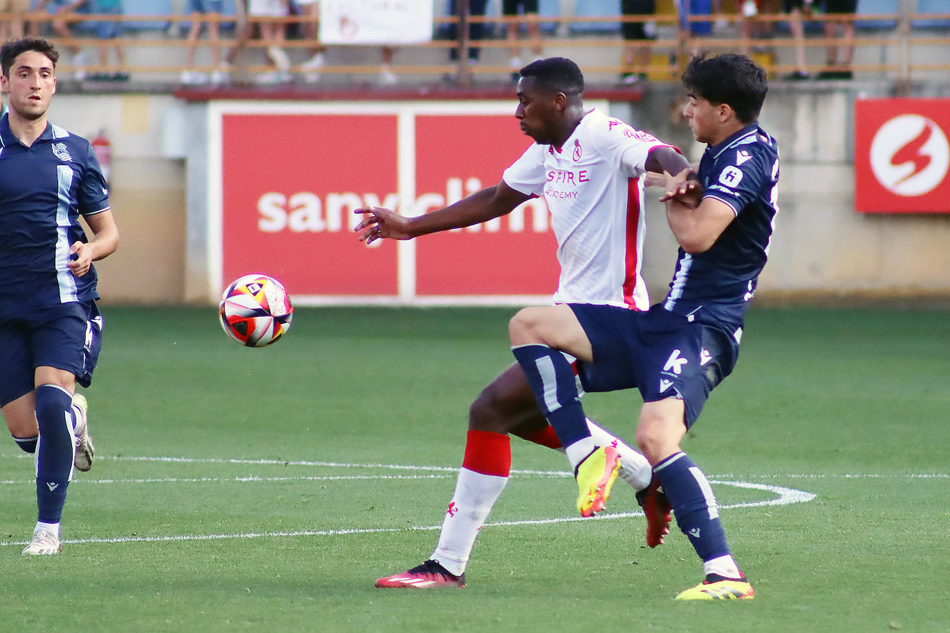 Imágenes del Cultural-Real Sociedad B