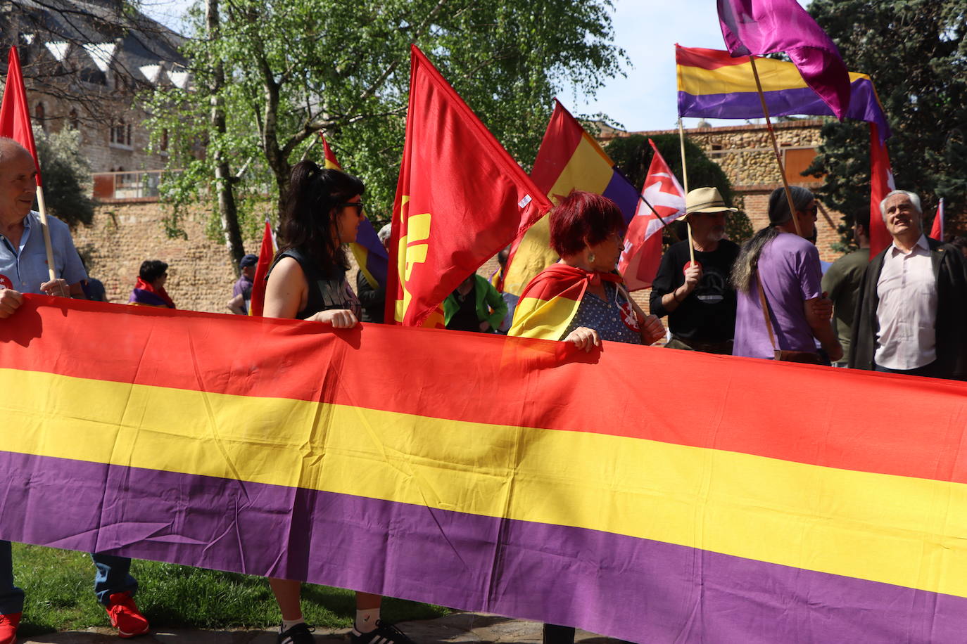 magen de la manifestación a favor de la república en León.