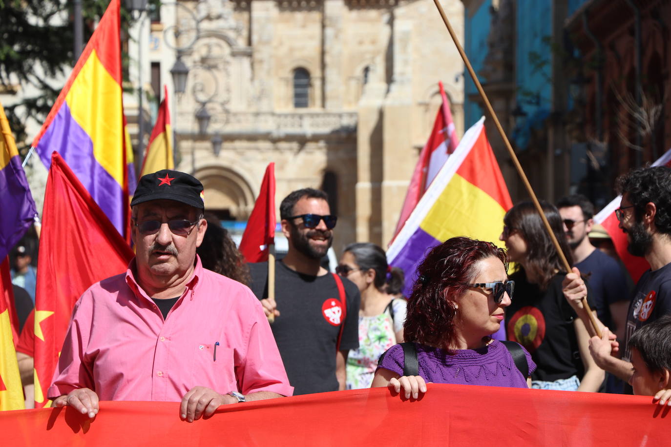 magen de la manifestación a favor de la república en León.