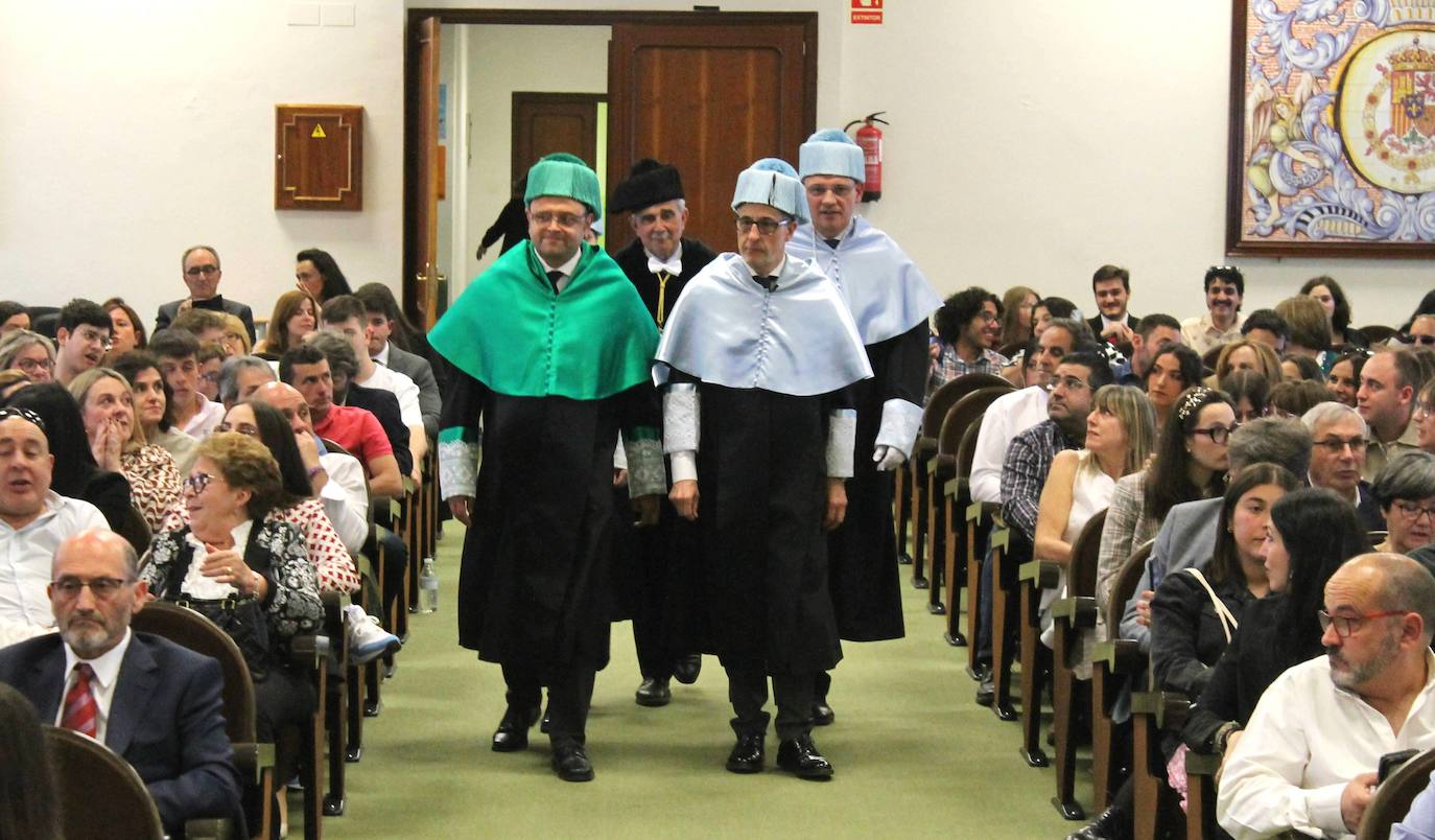 Graduación de Filosofía y Letras en León