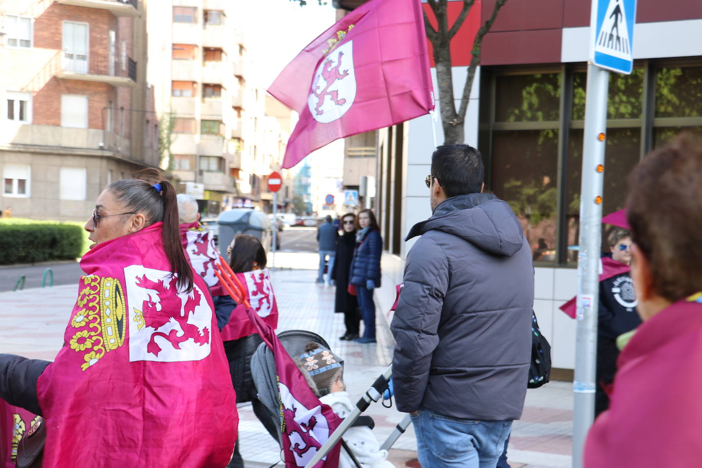 Manifestación por la autonomía leonesa en el Día de Castilla y León