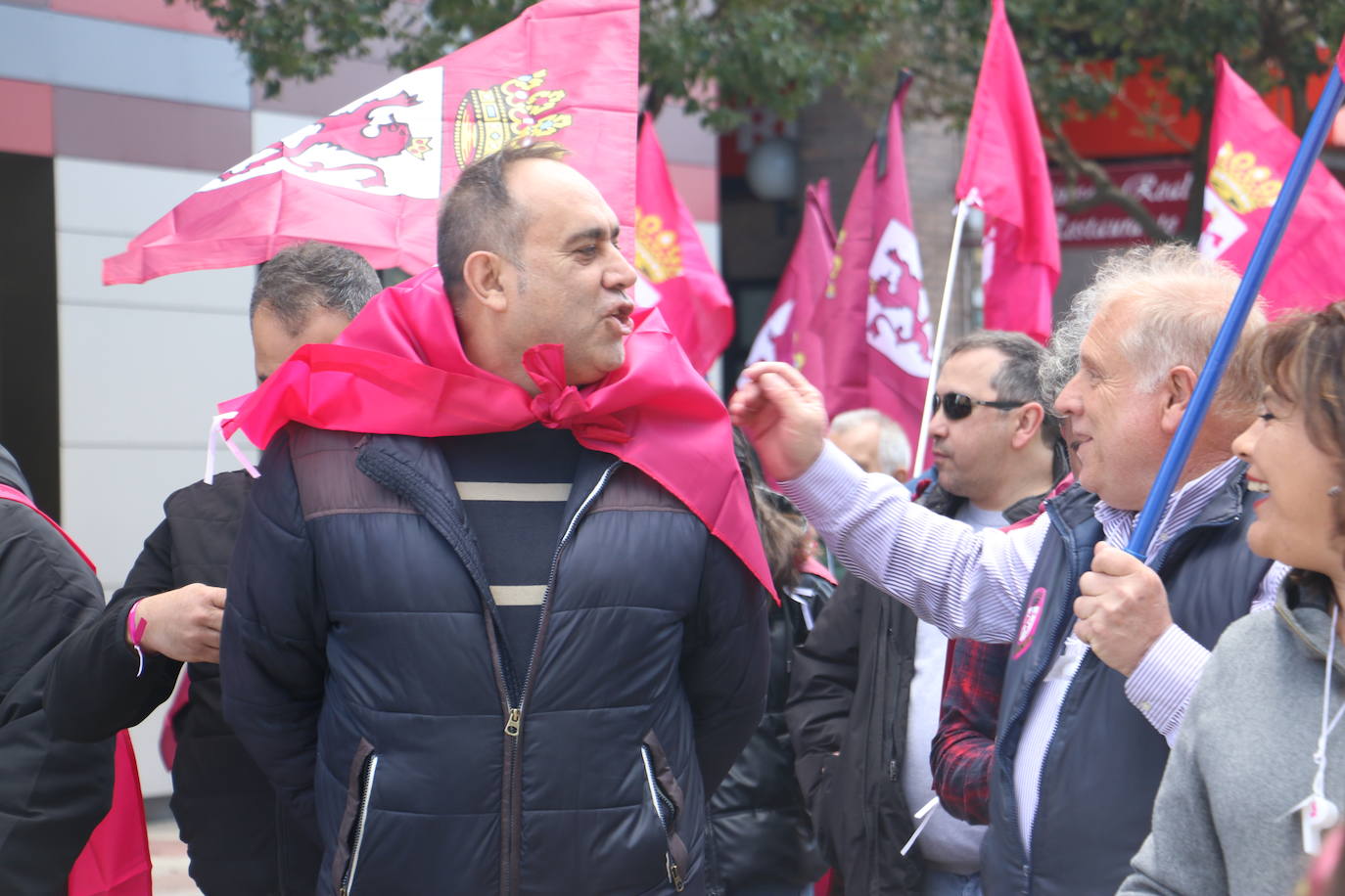 Manifestación por la autonomía leonesa en el Día de Castilla y León