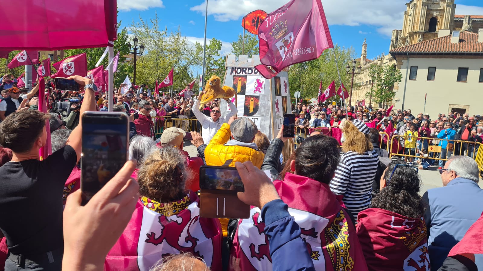 Manifestación por la autonomía leonesa en el Día de Castilla y León