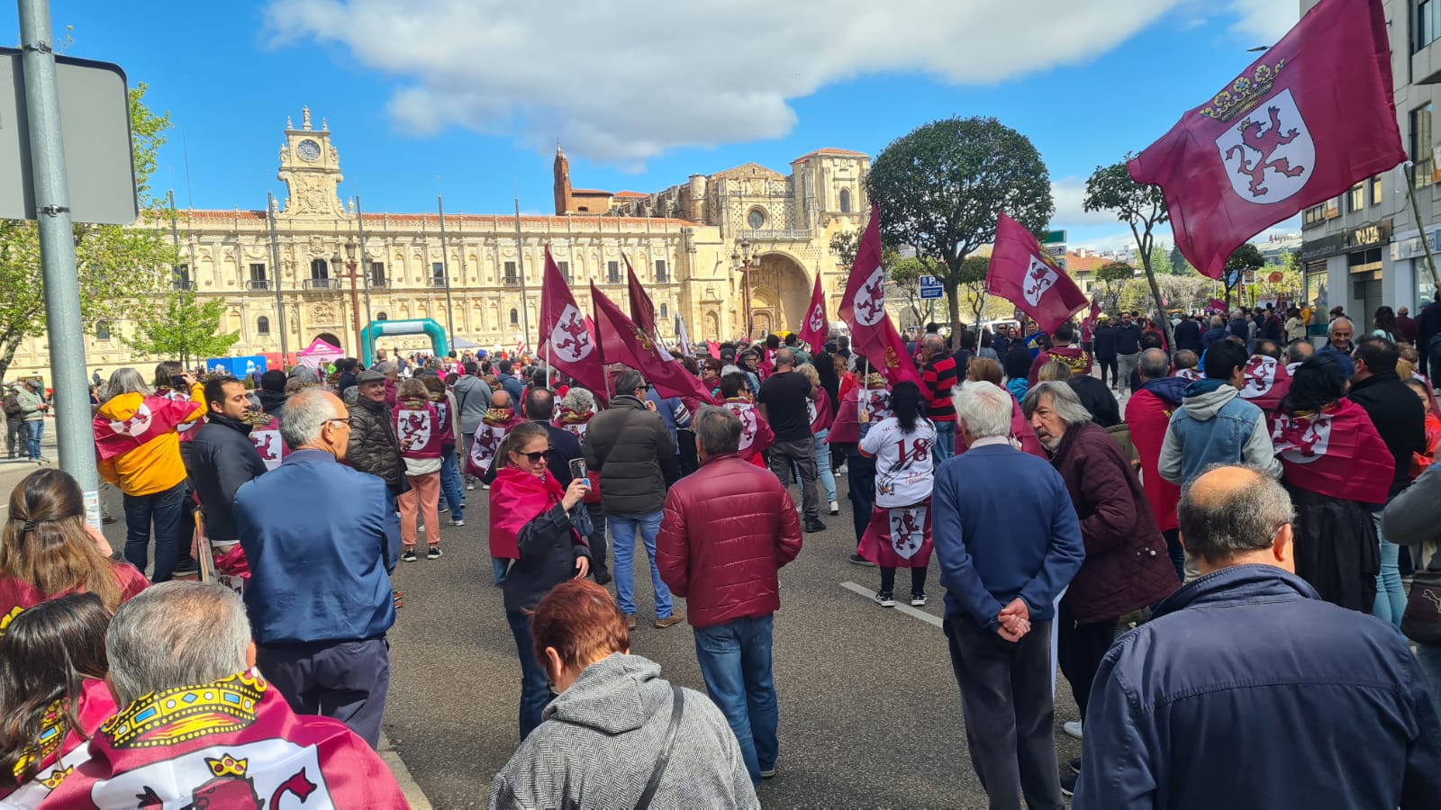 Manifestación por la autonomía leonesa en el Día de Castilla y León