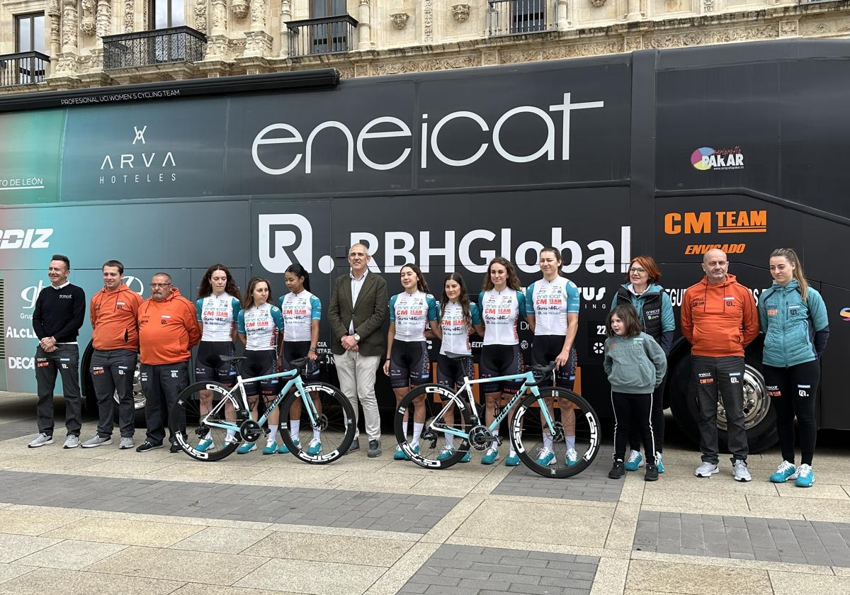 El Eneicat CM Team, a por todas en la Vuelta