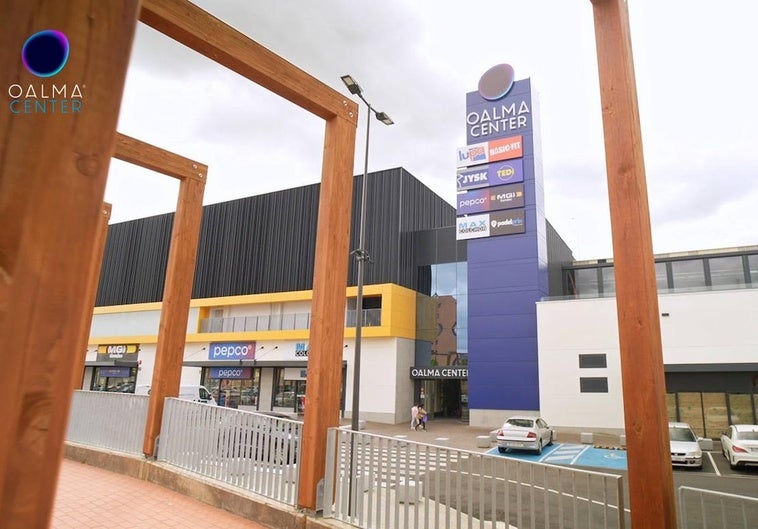 El recién inaugurado OALMA CENTER en la Plaza de la Unión Europea del polígono de La Lastra