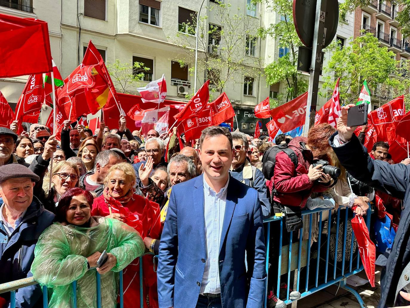 El PSOE de León muestra su apoyo a Pedro Sánchez