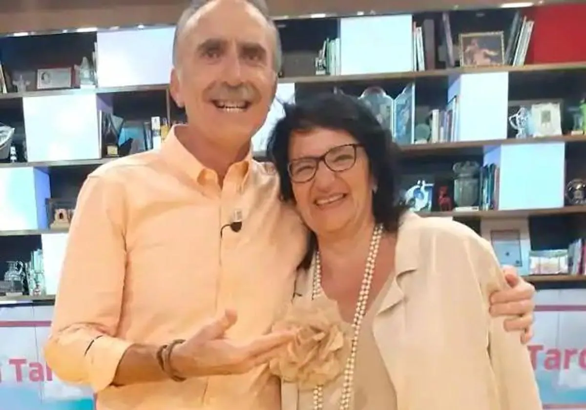 Juan y Medio con Teresa Mata.