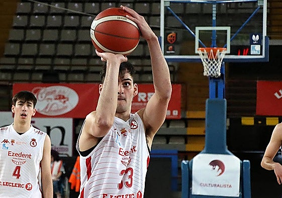 Rodrigo Llamas, jugador de la Cultural.