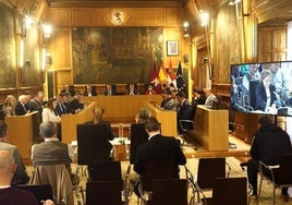 Pleno sesión extraordinaria de abril de la Diputación de León.