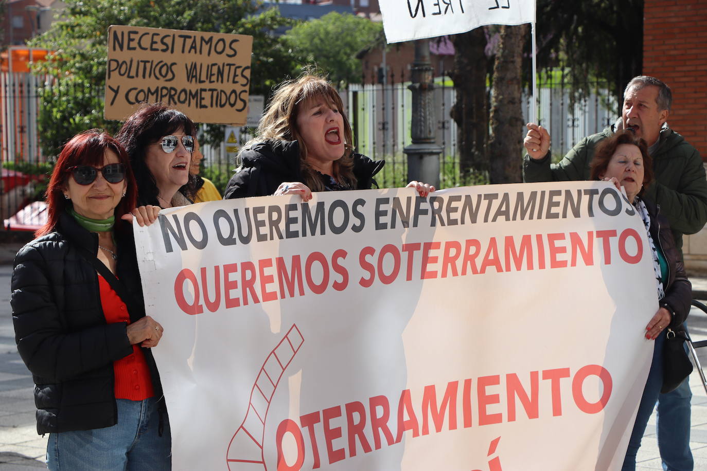 Concentración de la plataforma del soterramiento de San Andrés