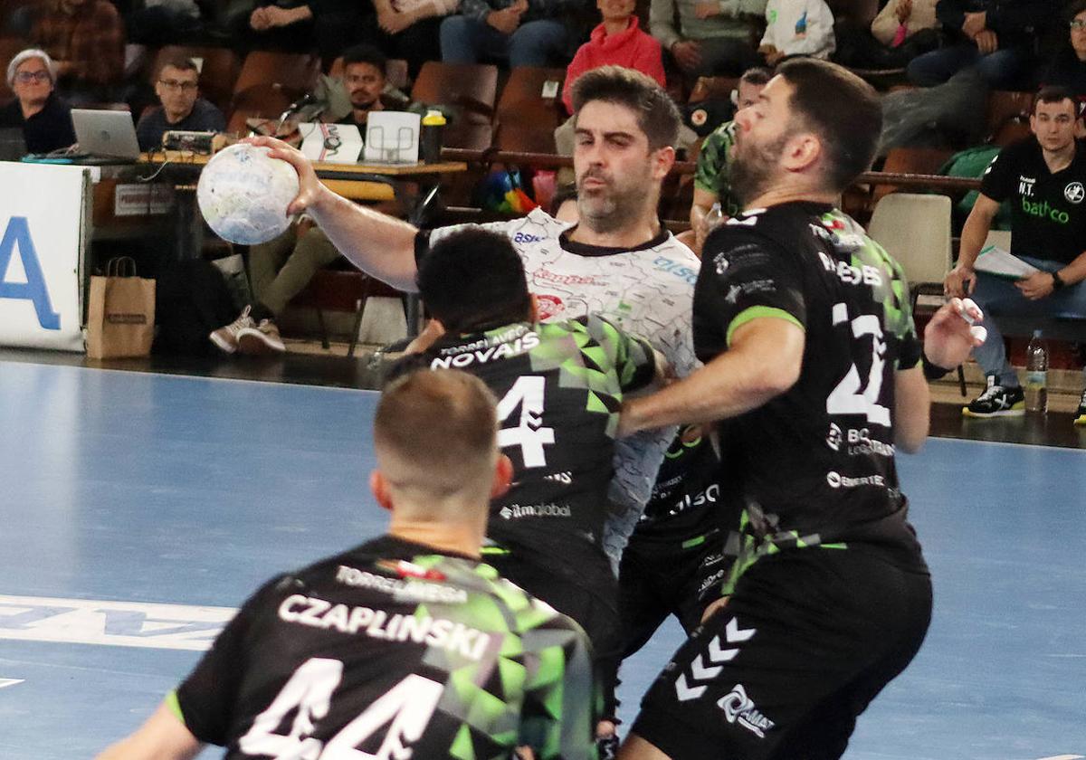 Juan Castro, en el partido ante Torrelavega.