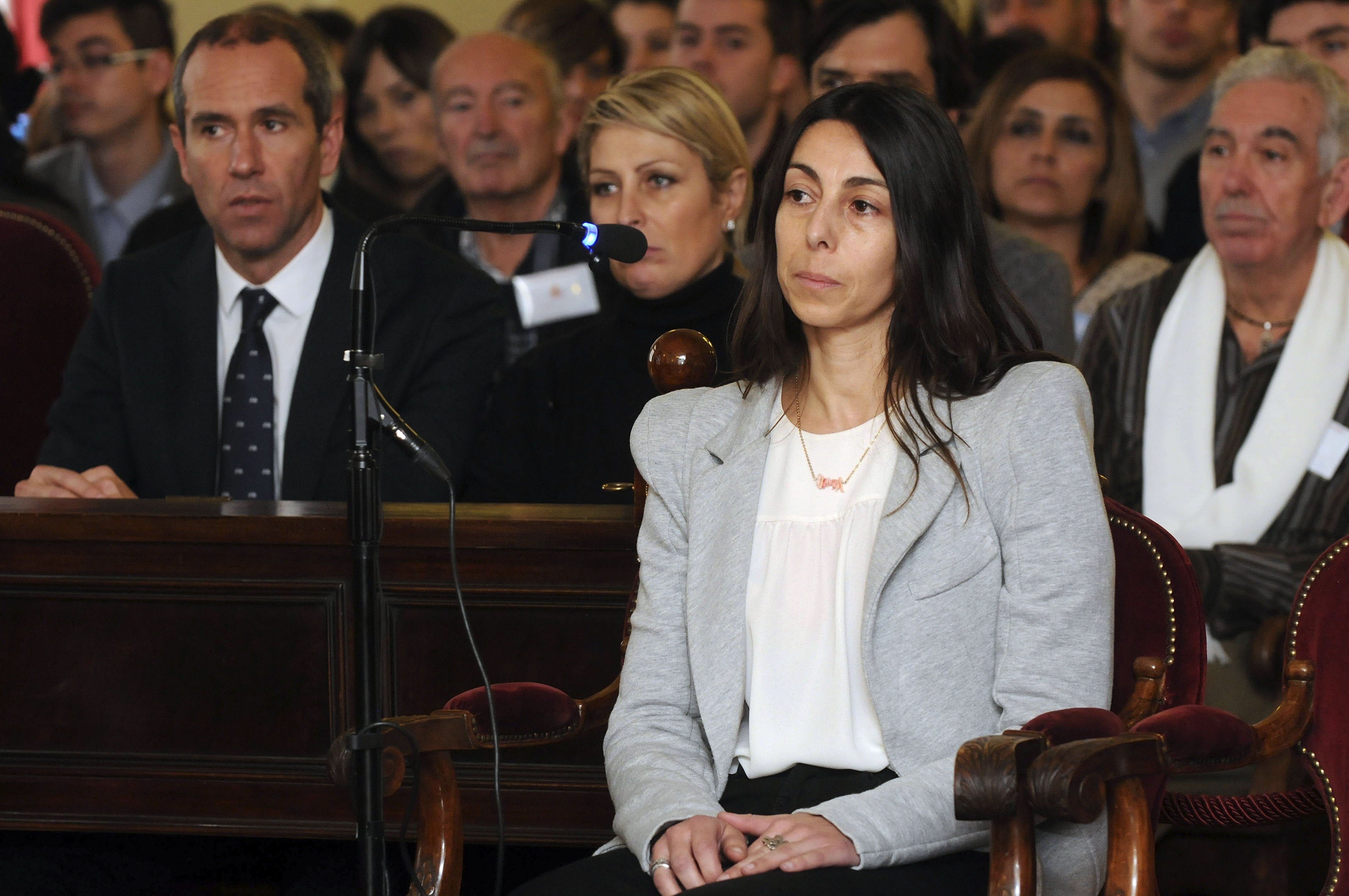 La policía local Raquel Gago, durante su declaración.