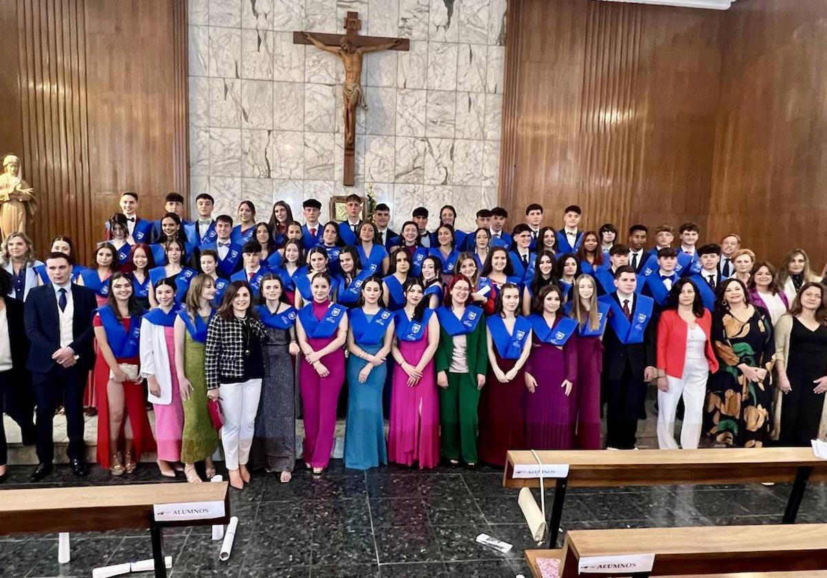 Alumnos del Colegio Virgen Blanca