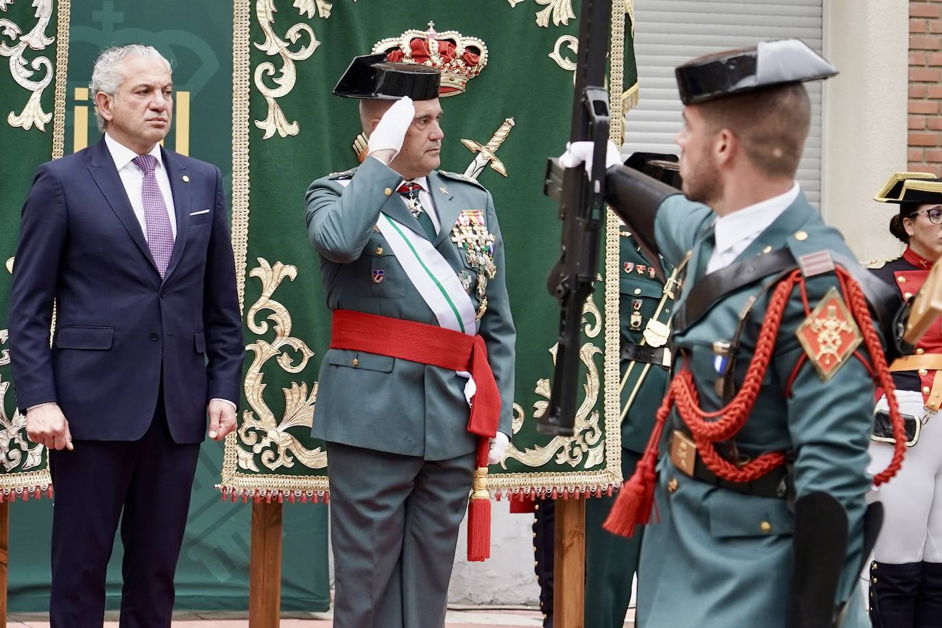 Celebración en León del 180 aniversario de la fundación de la Guardia Civil