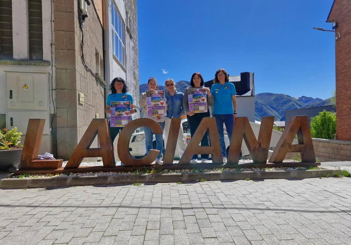 Presentación de la biciletada para celebrar el Día Internacional de Acción por la Salud de la Mujer