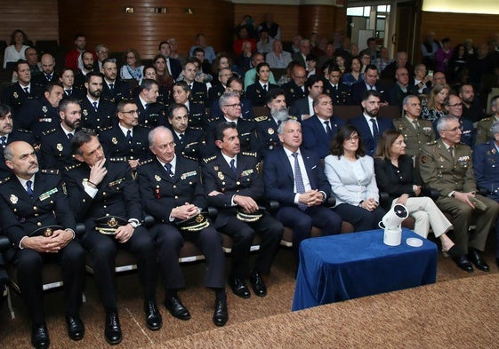 Homenaje a agentes jubilados de León.