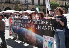 Concentración por la reapertura de la línea ferroviaria de la Ruta de la Plata en Zamora