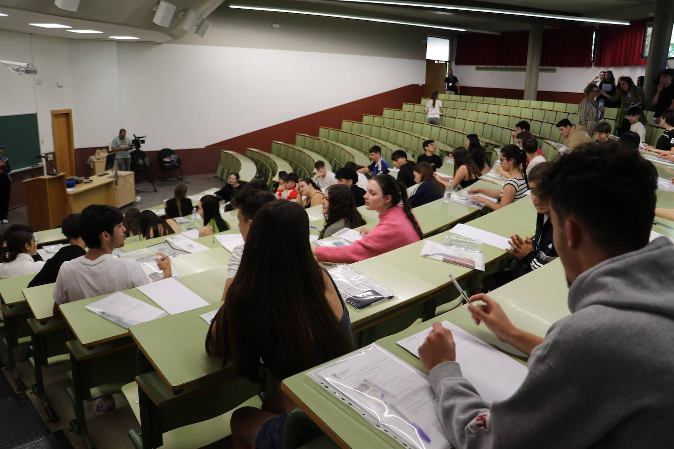 Los futuros universitarios de León se enfrentan a la EBAU