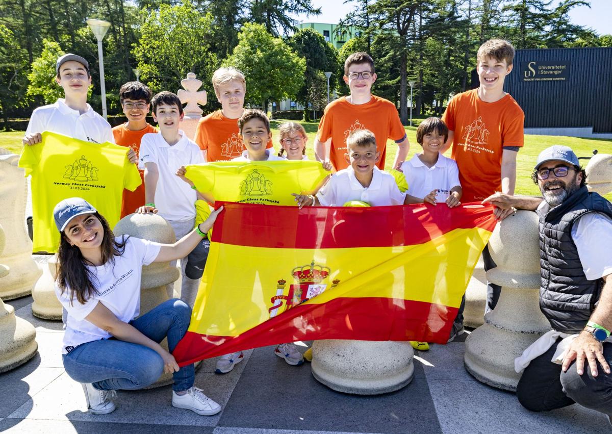 Imagen secundaria 1 - Los pequeños gigantes leoneses se vuelven vikingos