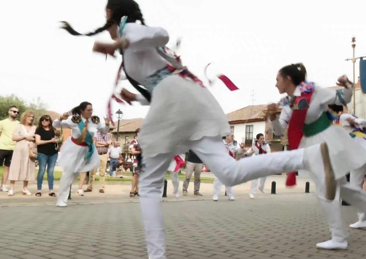 Imagen secundaria 1 - Las fiestas de San Antonio de Pauda son un fecha marcado en rojo en el calendario de la localidad