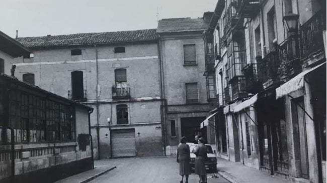 Imagen después - El fantasma del Palacio Conde Luna