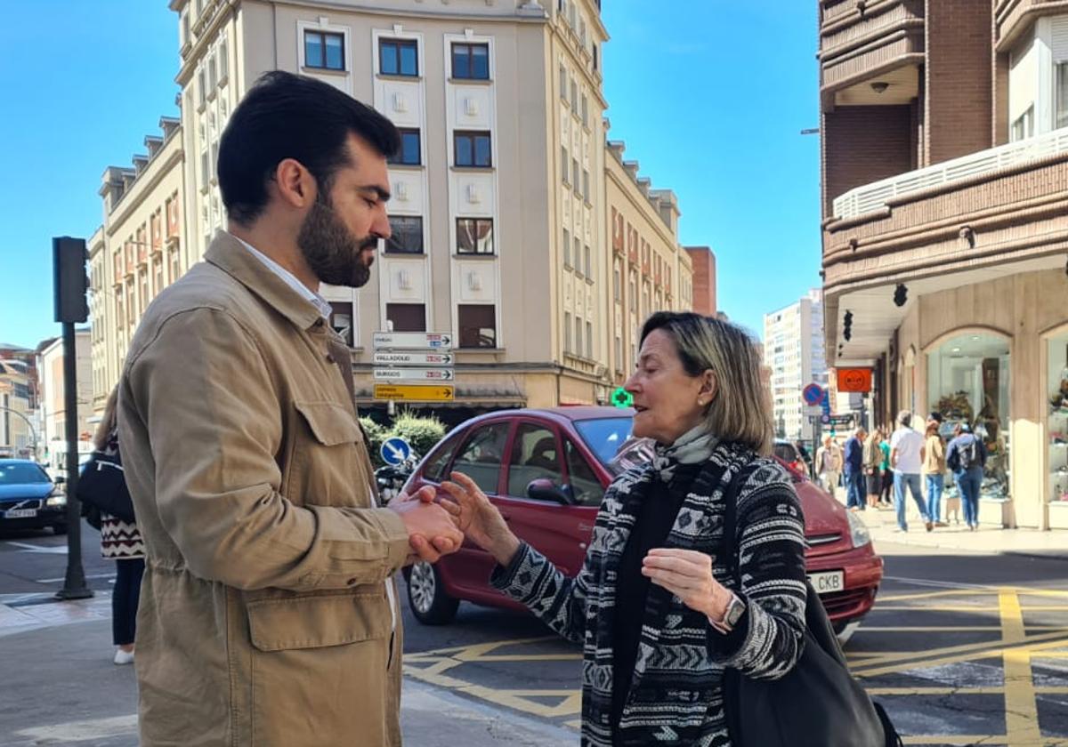 David Fernández y Ana Franco, durante un canutazo con la prensa.