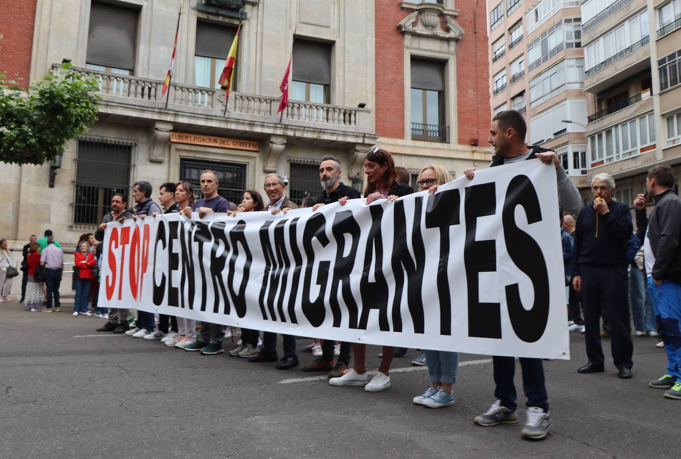 Segunda concentración por la apertura del Chalé del Pozo