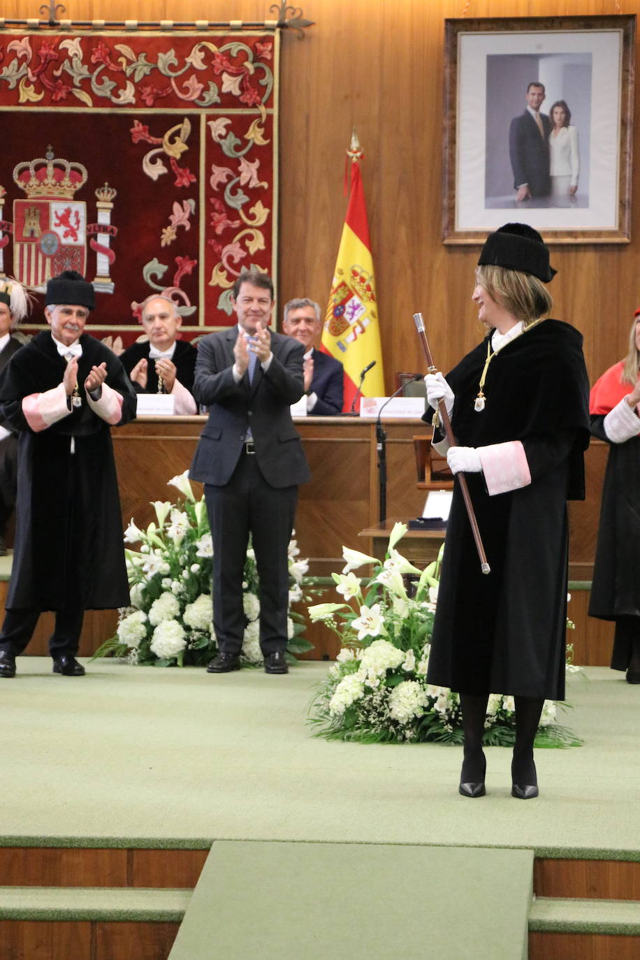 Nuria González ya es rectora de la ULE