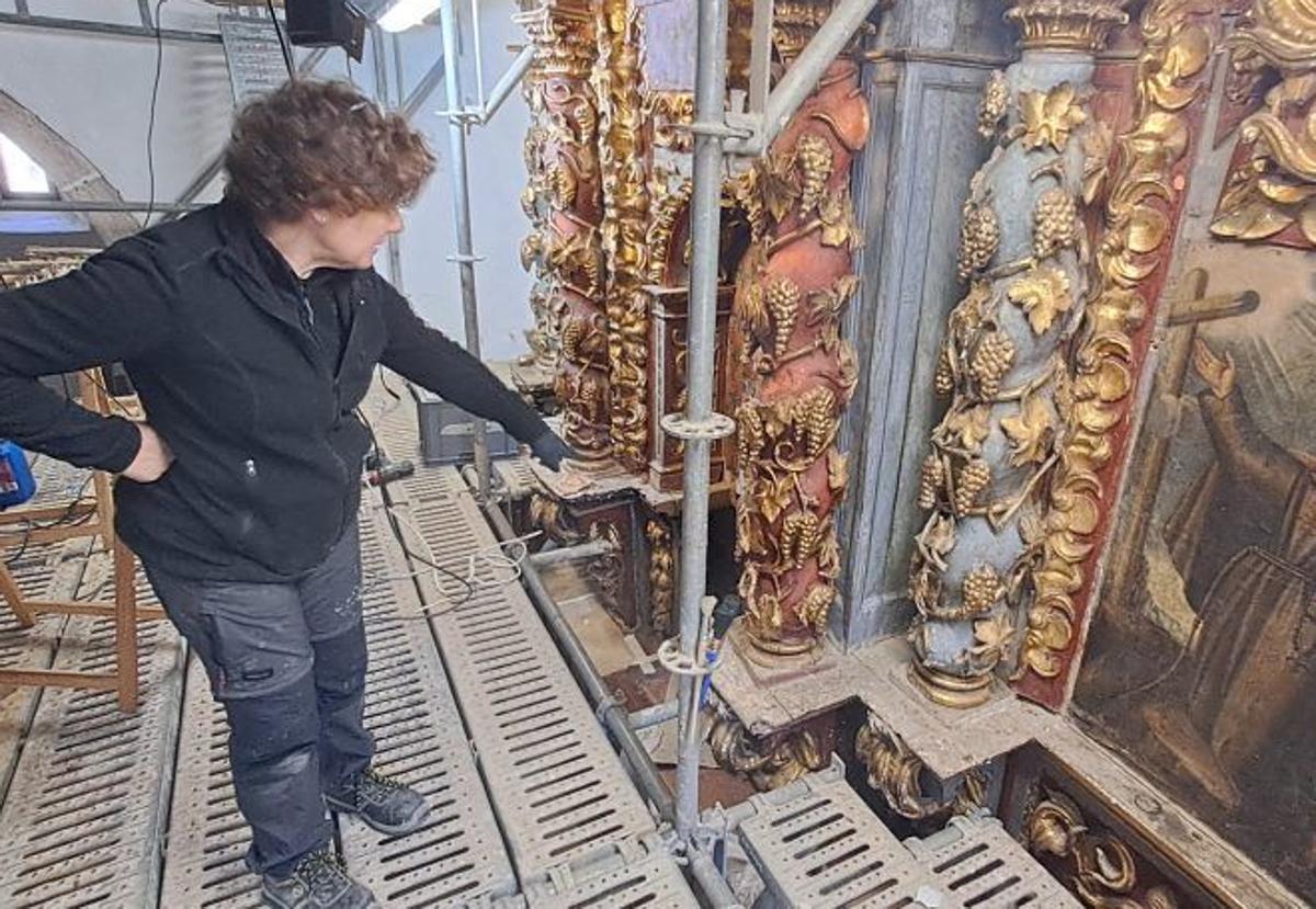 Restauración en la iglesia de Reyero.