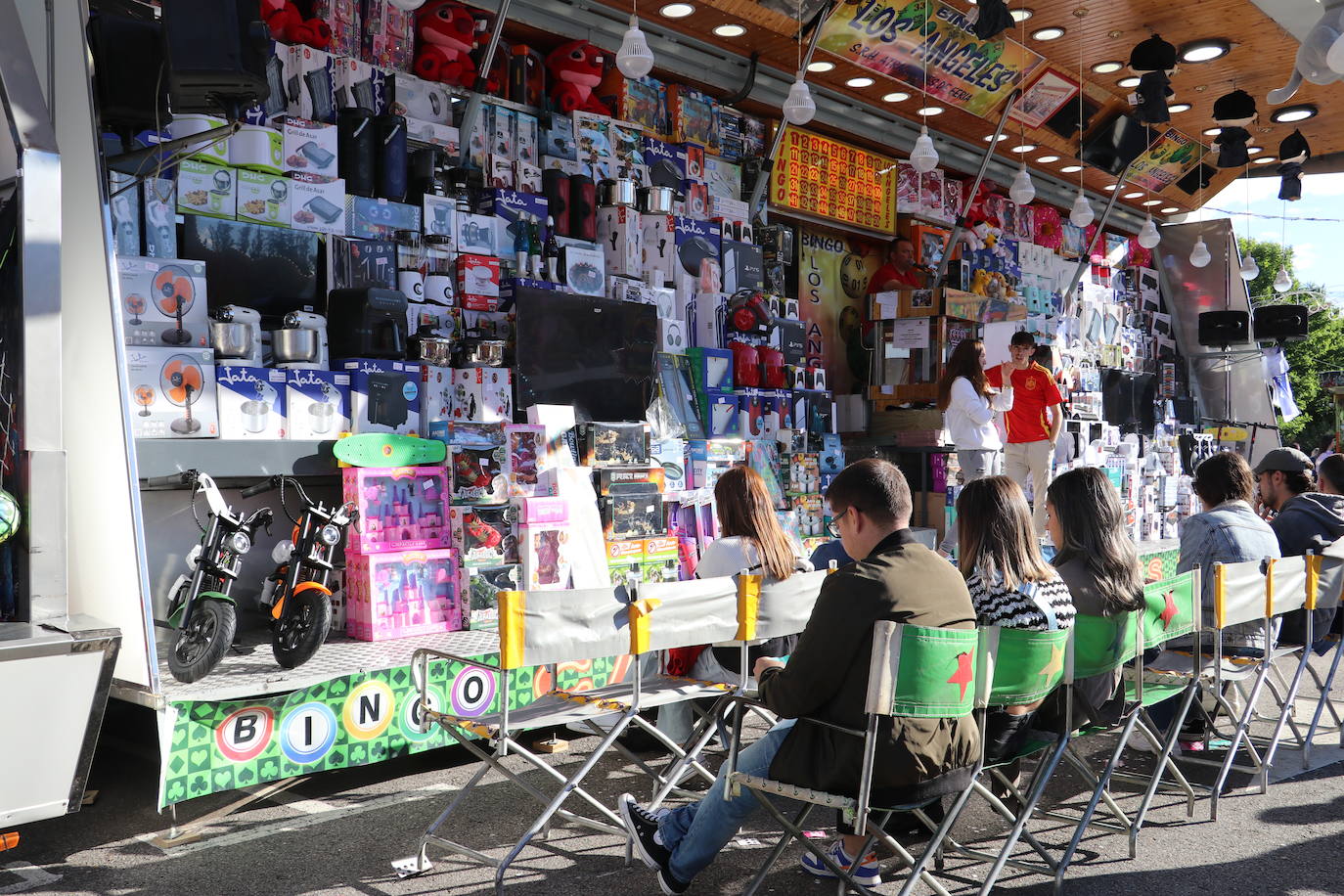 La feria abre sus puertas a las fiestas de San Juan y San Pedro