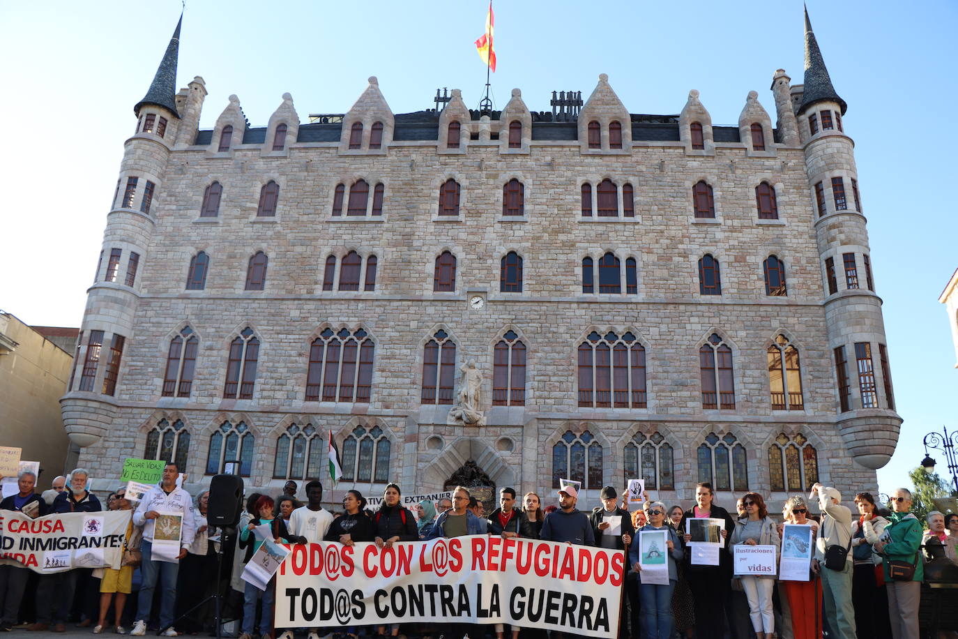 Medio millar de personas se concentran en Botines por el Día Mundial del Refugiado