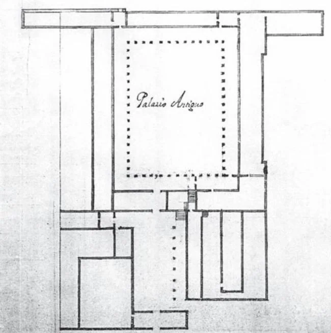 1760 tarihli bir çizime göre Kraliyet Sarayı'nın planı. Javier Pérez Gil ve María Dolores Campos'un kitabında.